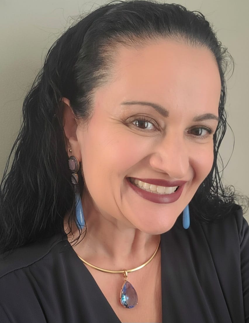 Dr. Luciana C. de Oliveira